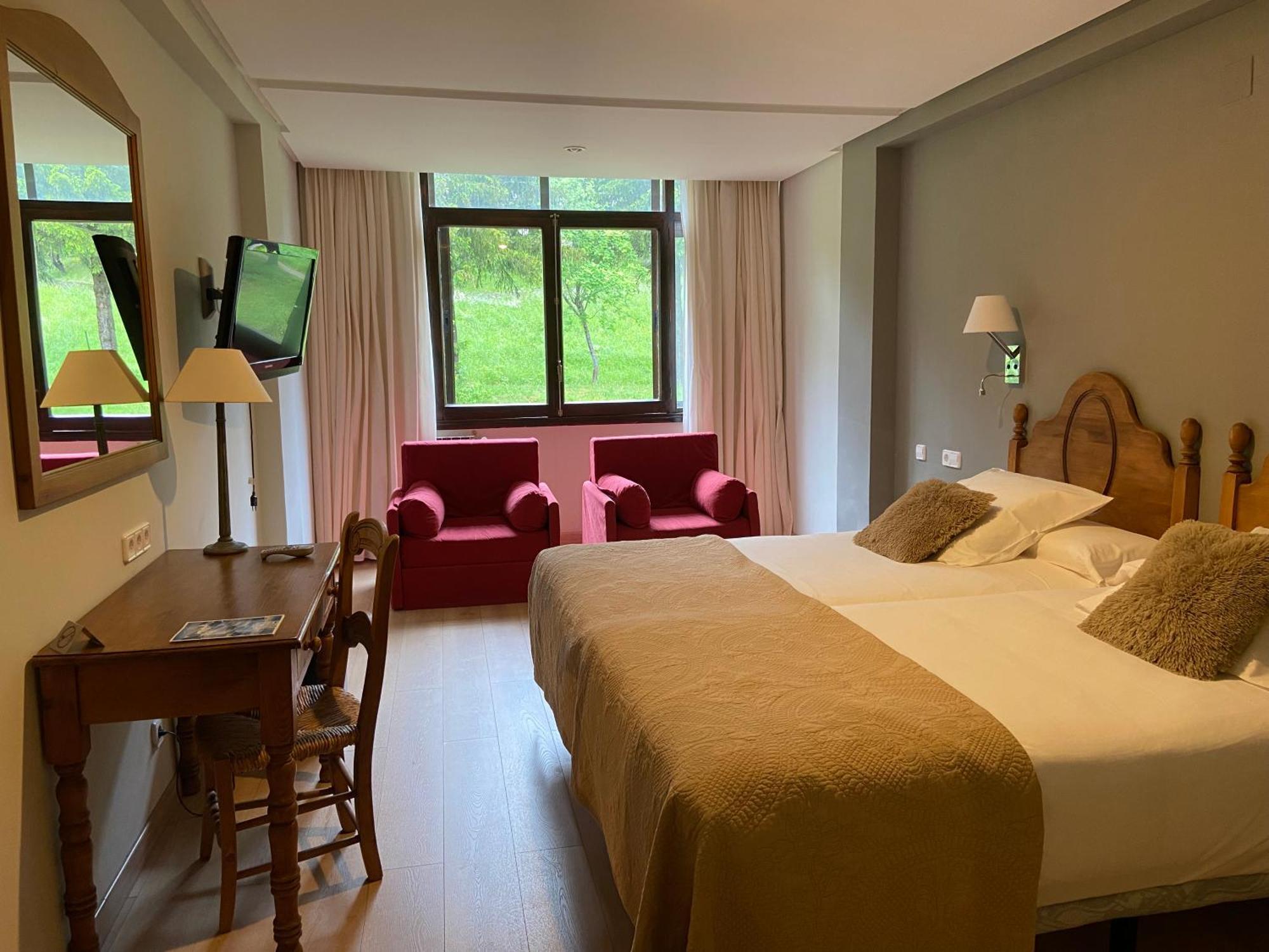 Hotel Edelweiss Канданчу Номер фото