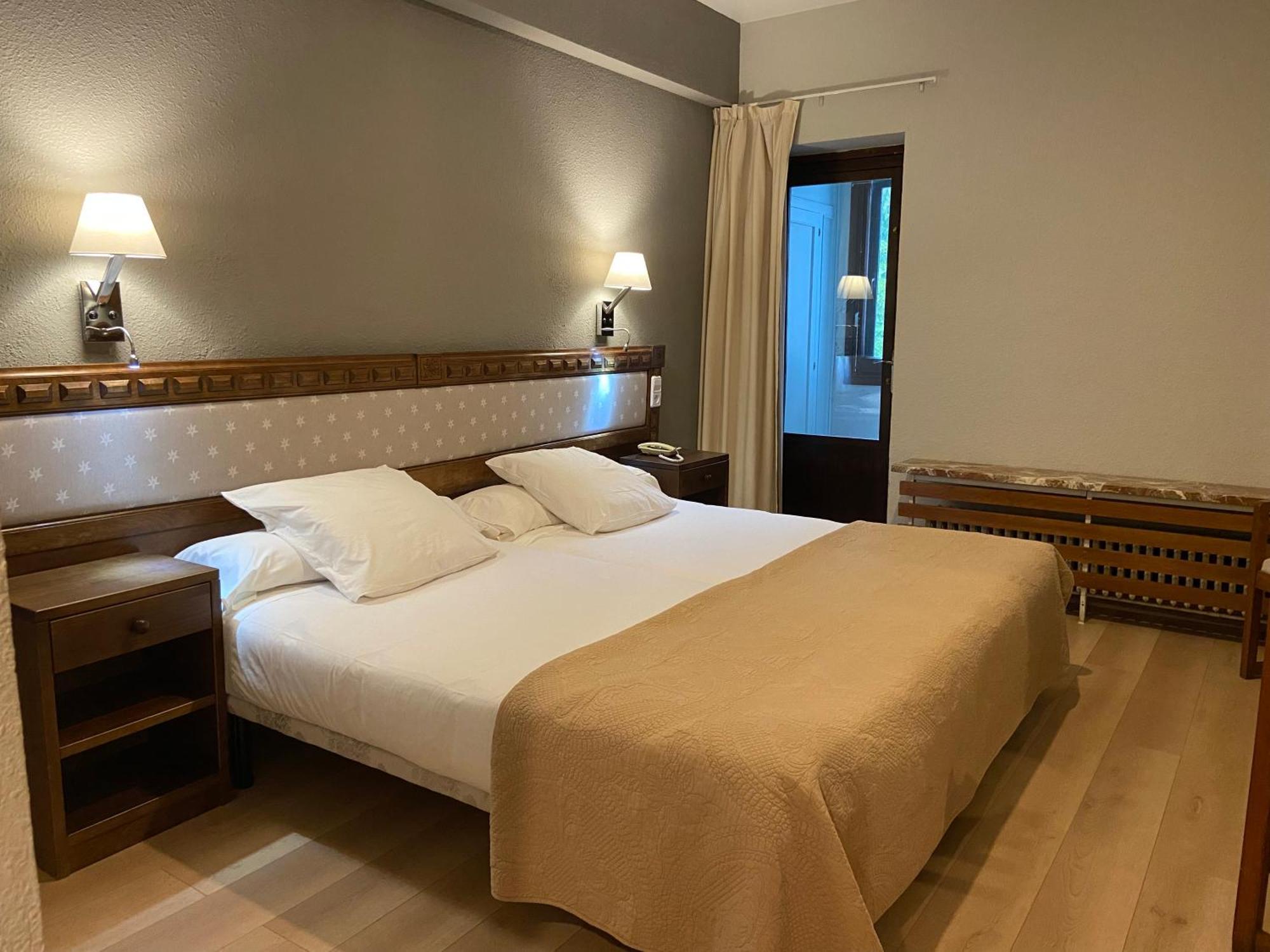 Hotel Edelweiss Канданчу Номер фото